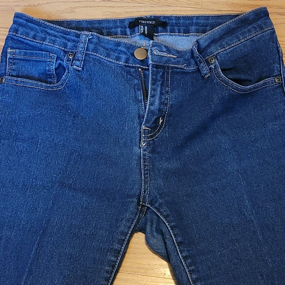 Jeans - Picture 3 of 4
